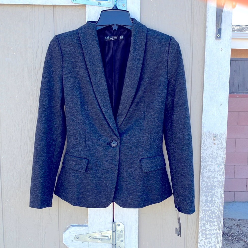 Mango brand fitted dark gray blazer.  Fully lined.  NWT.